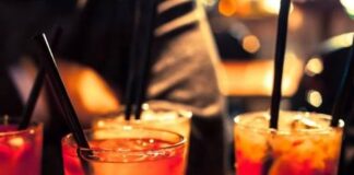 Allarme vendita alcol ai minorenni: controlli serrati nei luoghi della movida partenopea