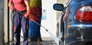 Percettori del reddito di cittadinanza col ‘vizietto’ del lavoro in nero e reati ambientali: blitz delle forze dell’ordine negli autolavaggi del Casertano