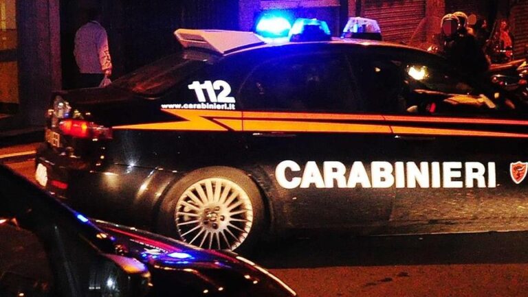 Napoli, accoltellarono due ragazzi in una notte della movida: 30enne e 35enne arrestati per tentato omicidio