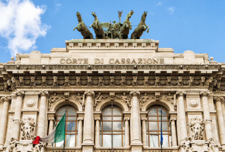 Giugliano, ritenuto dalla Dda il commercialista dei clan: Alfredo Aprovitola assolto in Cassazione