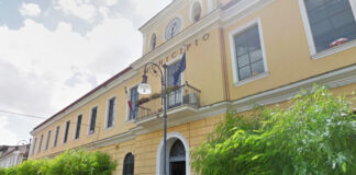 L’OPERA INCOMPIUTA/2 Il capitolato d’appalto non rispettato: Ente comunale e ditta corresponsabili del buio delle strade di Teverola