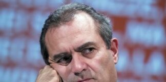 De Magistris: “E’ arrivato il momento di un nuovo movimento politico”