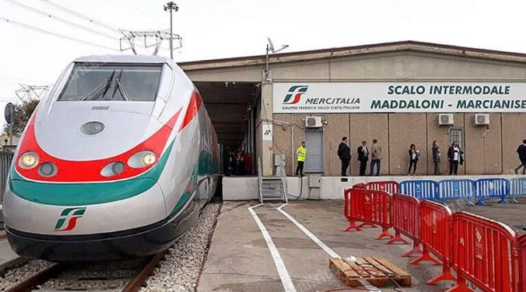 Presidio per mancata proroga del contratto in scadenza dei lavoratori dello scalo merci Marcianise-Maddaloni: chiesto incontro urgente col Prefetto di Caserta