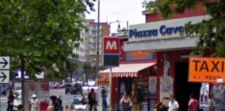 Tenta di entrare in metro senza biglietto e una volta scoperto pesta il controllore: arrestato 24enne a Napoli