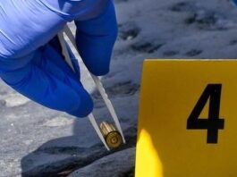 Napoli, sparatoria la notte di Natale: proiettili di kalashnikov colpiscono caserma dei carabinieri