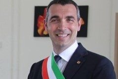 TANGENTI, APPALTI E LICENZE EDILIZIE A VILLA LITERNO/8 La struttura s’ha da fare: si concretizza l’accordo tra Salvatore Nicchiniello e il sindaco Tamburrino. Volano stracci in casa degli imprenditori