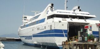Aumentate del 5% le tariffe degli aliscafi nel golfo di Napoli