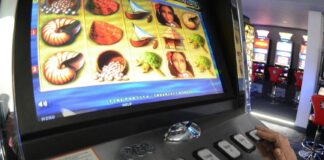 Napoli, sequestrate slot machine: multa da 30mila euro