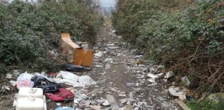 FOTOGALLERY L’INCHIESTA/7 Storie di (stra)ordinario degrado, Lo Uttaro e l’eredità dell’Emergenza rifiuti: un mare magnum di monnezza e desertificazione industriale