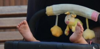 Stop ai figli con due mamme. La Procura di Padova dichiara illegittimi gli atti di nascita