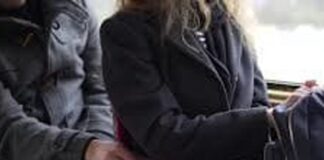 Borseggia una donna a bordo del bus ma lei lo rincorre e lo fa arrestare: 41enne di Napoli condannato a 1 anno e 4 mesi di reclusione con pena sospesa