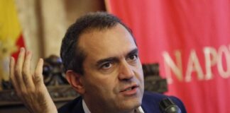 Crisi economica a Napoli, la Giunta comunale: esenzione delle tasse locali per le attività che mantengono e integrano forza lavoro