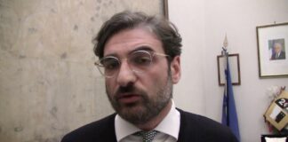 Aversa, botta e risposta tra il sindaco e l’ex assessore Carpentiero. Golia: “Non ha fatto altro che confermare le mie motivazioni”