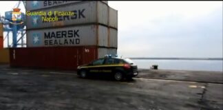 Traffico illecito di rifiuti, sequestrato al porto di Napoli container diretto in Africa: due persone denunciate