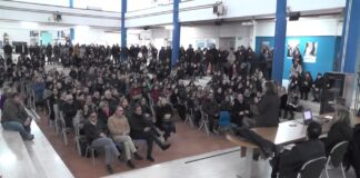 LE VIDEO INTERVISTE Aversa, rischio esclusione per 200 nuovi studenti del liceo Fermi. Il presidente del consiglio d’istituto Di Virgilio: “L’amministrazione comunale ci deve risposte celeri e risolutive”