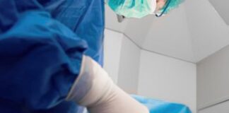 Paziente di Caivano morto per un sondino dimenticato nell’operazione, medico condannato a 2 anni di reclusione