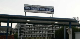 Pozzuoli, inaugurato il nuovo blocco operativo dell’ospedale Santa Maria delle Grazie: presente De Luca