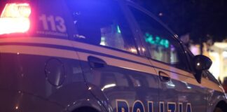 Omicidio a Scampia, ucciso mentre era dal barbiere: vittima aveva 29 anni