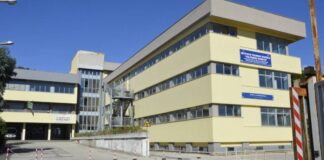 Ennesimo raid vandalico all’istituto ‘Pareto’ di Pozzuoli, aule e corridoi inondati di creolina: la scuola costretta a sospendere le lezioni. È caccia ai responsabili