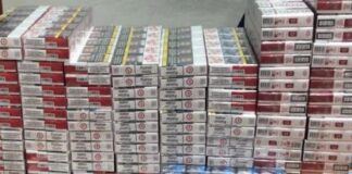 Napoli, falso delivery fermato con il carico di sigarette di contrabbando