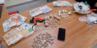 Napoli, spaccio di crack e cobret nella Vela Gialla di Scampia: in carcere 2 donne e 2 uomini