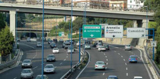 Travolge un centauro in Tangenziale e fugge senza prestare soccorso: denunciato uno studente 23enne del Salernitano