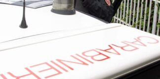 Frignano, materiale di risulta sversato illegalmente e spianato in un terreno agricolo: denunciato il proprietario ed un operaio