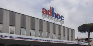 Assalto armato nel Napoletano, colpo al furgone portavalori fuori all’Ad hoc di Arzano: indagano i carabinieri