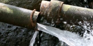 Pozzuoli, nella notte si rompe la condotta idrica a Bagnoli: molte zone dell’area puteolana rimangono senz’acqua