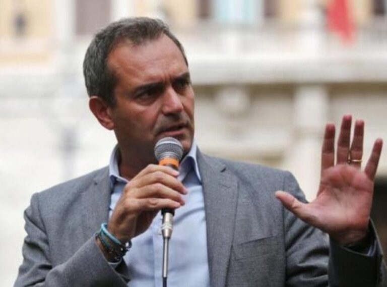 Sondaggio regionali Calabria, De Magistris non sfonda: bene la candidata del centrosinistra, a ruota il centrodestra