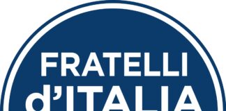 Quarto, blitz contro sede di Fratelli d’Italia: rimosso lo striscione del partito