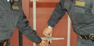 Impresa irpina spedisce 700 tonnellate di rifiuti plastici in Bulgaria e vengono rimandati indietro: sequestrati 28 container nel porto di Salerno