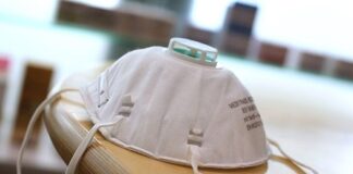 Il governo valuta la stretta anti contagi: a Natale mascherine all’aperto obbligatorie in tutta Italia