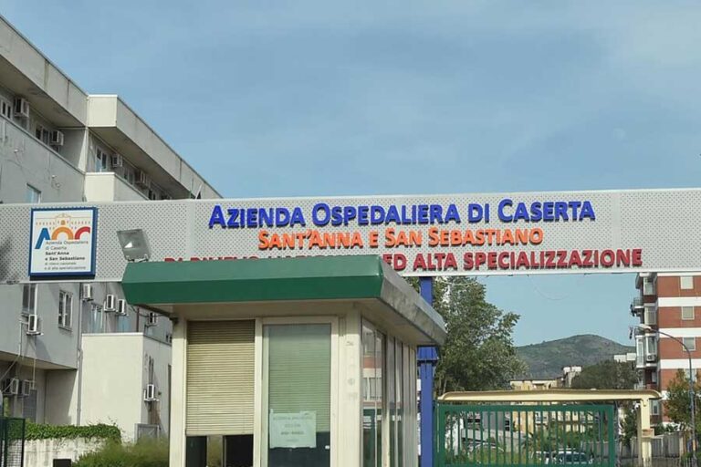 Quattro contagi nell’ospedale di Caserta, il Sant’Anna e San Sebastiano precisa: intervento tempestivo, non è stato un focolaio ma contagio circoscritto