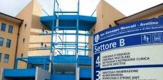 Allarme Covid poi rientrato all’ospedale di Avellino, 8 medici e infermieri positivi al virus e non confermati alla controprova: la Procura apre un fascicolo