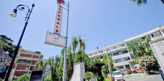 Coronavirus, caso sospetto all’ospedale di Sorrento: è una turista ecuadoregna proveniente da Milano. Saliti a 17 i contagiati in Campania