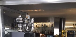 Chiude osservando le disposizioni delle autorità sul Coronavirus e viene saccheggiato dai ladri: ‘ripulito’ il Primo Cafè ad Aversa