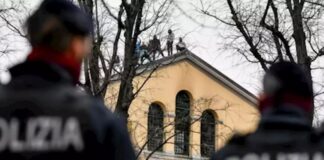 Armi, droga e cellulari in carcere: 30 arresti a Napoli. Operazione di Polizia di Stato e Polizia Penitenziaria