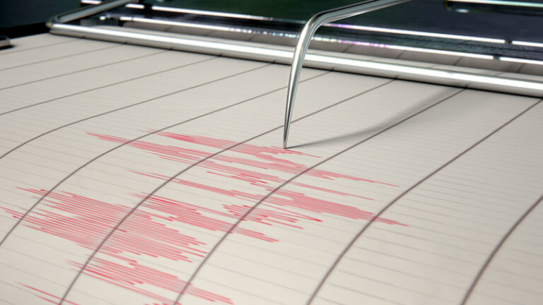 Terremoto a Pozzuoli, scossa avvertita dalla popolazione: paura fino a Bagnoli