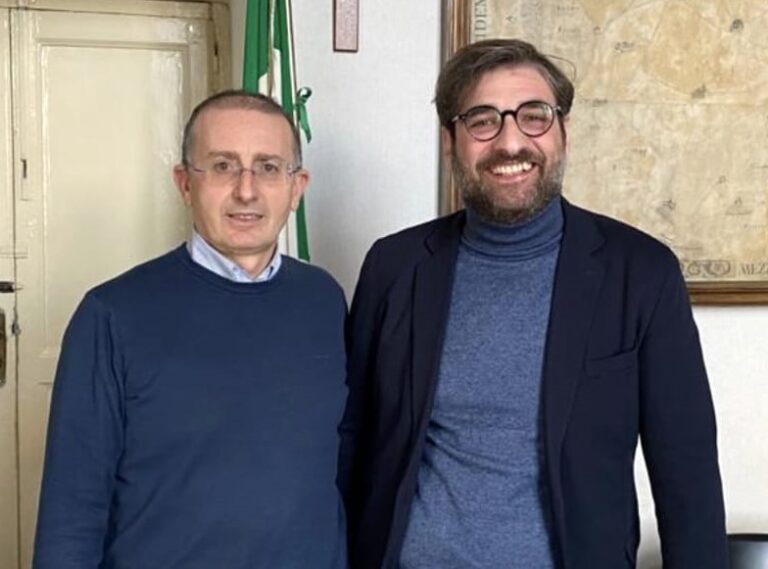 Revoca dell’assessore al Bilancio di Aversa, Carpentiero replica a Golia: “Operazione verità negata dal sindaco, ha scelto da che parte stare”