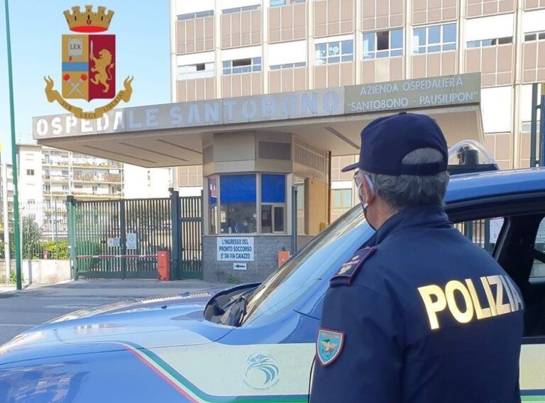Napoli, corsa in ospedale sull’auto della polizia per salvare un neonato: bambino di appena un mese rianimato e assistito dai medici del Santobono