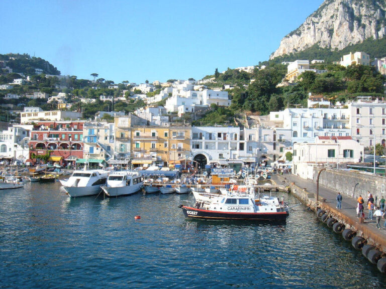 Coronavirus, le feste pasquali sono alle porte e il Comune di Capri intensifica le misure anti contagio: reimbarchi per gli spostamenti non autorizzati