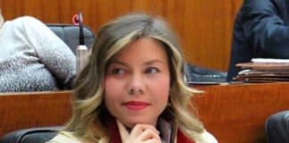 Svolta ‘green’ a Napoli, servizio in sharing di monopattini elettrici. L’assessore Clemente: “Sperimentazione per chi vuole vivere la città rispettando l’ambiente”