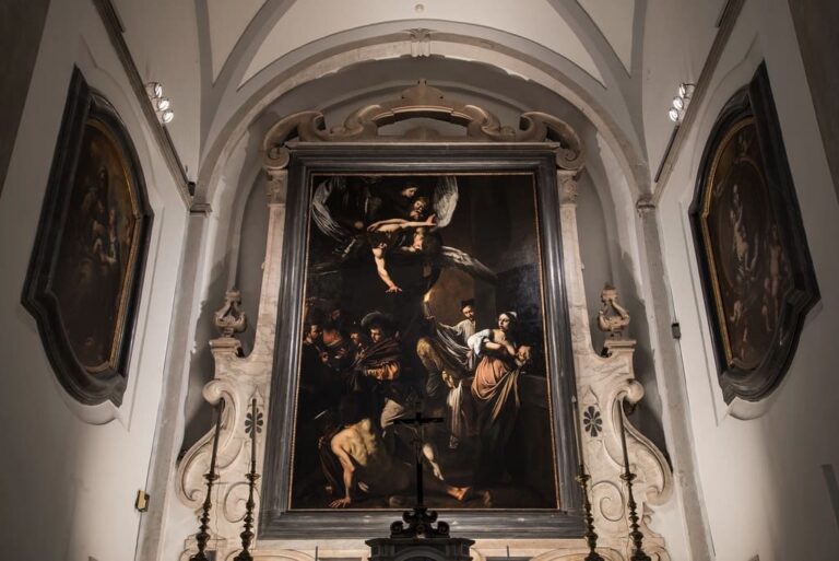 Napoli, via libera alla cultura: riapre la seicentesca Cappella del Pio Monte della Misericordia e il capolavoro del Caravaggio si ammira gratis