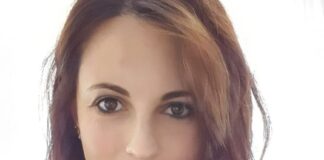 L’ex assessore Oliva fa il bis, dopo i medici di base mascherine donate anche ai carabinieri della stazione di Cesa: “Loro a rischio per tenere noi al sicuro nelle nostre case”