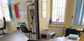 FOTO Predoni dell’emergenza sanitaria, raid nell’istituto “Matteotti-Cirillo” di Grumo Nevano: rubati tutti i pc e i tablet