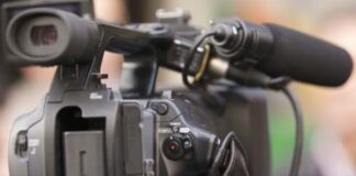 Coronavirus, accordo tra Regione e Ordine dei giornalisti della Campania: tampone ai cronisti esposti al rischio contagio per documentare l’epidemia