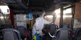 Multe fino a mille euro per chi non indossa la mascherina e quarantena per chi arriva dall’estero