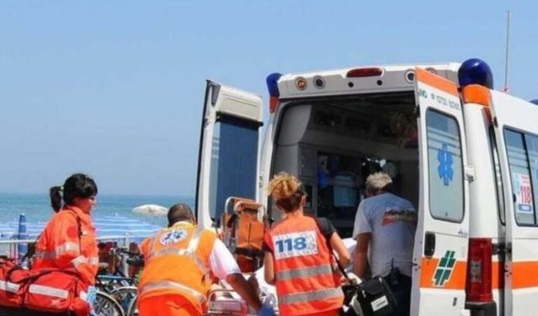 Tragedia nel Sannio: malore nella piscina di casa, perde la vita 57enne