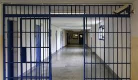 Lady Zagaria dai domiciliari al carcere di Rebibbia. La procura: si serviva di un’uscita riservata per ricevere visite